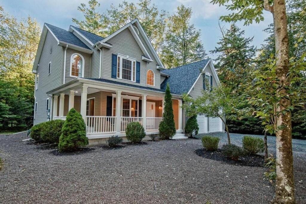 Luxury 4 Bedroom House In Pocono Mountains In Golf Course Near Lake Tobyhanna Dış mekan fotoğraf