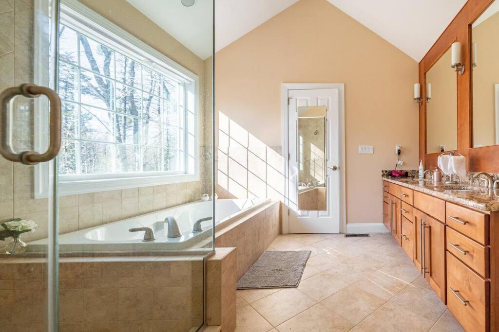 Luxury 4 Bedroom House In Pocono Mountains In Golf Course Near Lake Tobyhanna Dış mekan fotoğraf