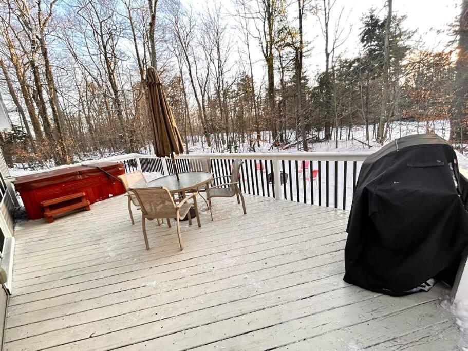 Luxury 4 Bedroom House In Pocono Mountains In Golf Course Near Lake Tobyhanna Dış mekan fotoğraf