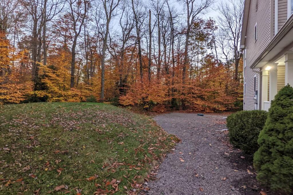 Luxury 4 Bedroom House In Pocono Mountains In Golf Course Near Lake Tobyhanna Dış mekan fotoğraf