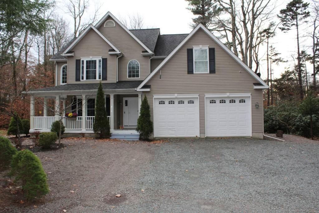 Luxury 4 Bedroom House In Pocono Mountains In Golf Course Near Lake Tobyhanna Dış mekan fotoğraf